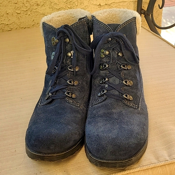 NATULIZER ANKLE BLUE SUEDE BOOTS - Picture 2 of 7